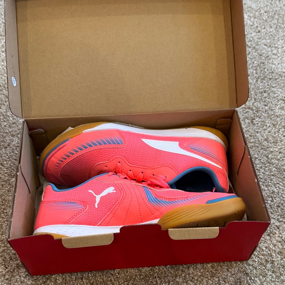 Puma Pressing III Indoor Soccer Shoes